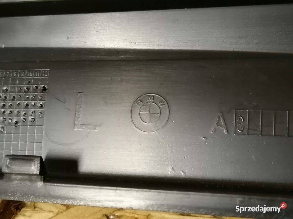 BMW E81 E87 LISTWA OSŁONA PROGU LEWY PRZÓD Pozostałe Części samochodowe Pleszew