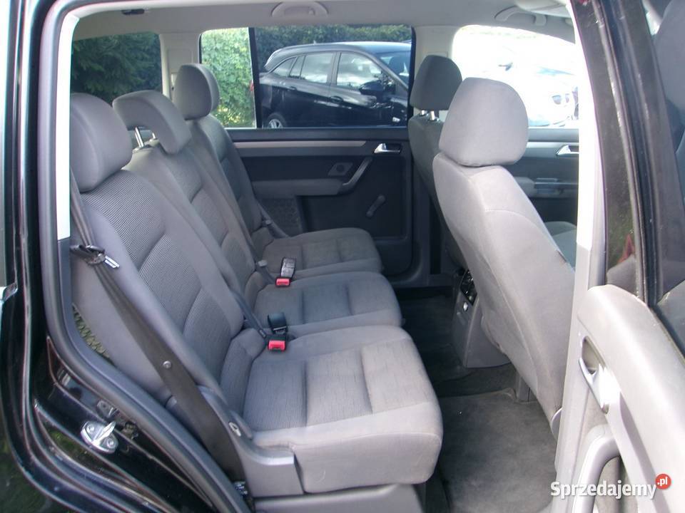 VW TOURAN 19 TDI Klima Navi Dolna Grupa