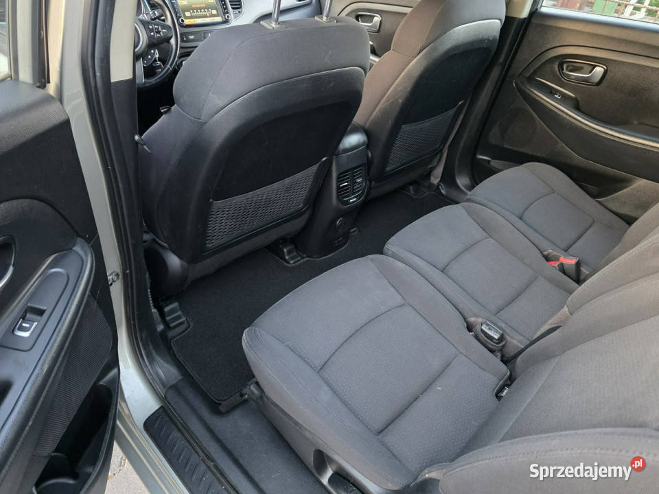 Kia Carens 16 benzyna7 osobowakamera czujnik deszczu Żabno sprzedam