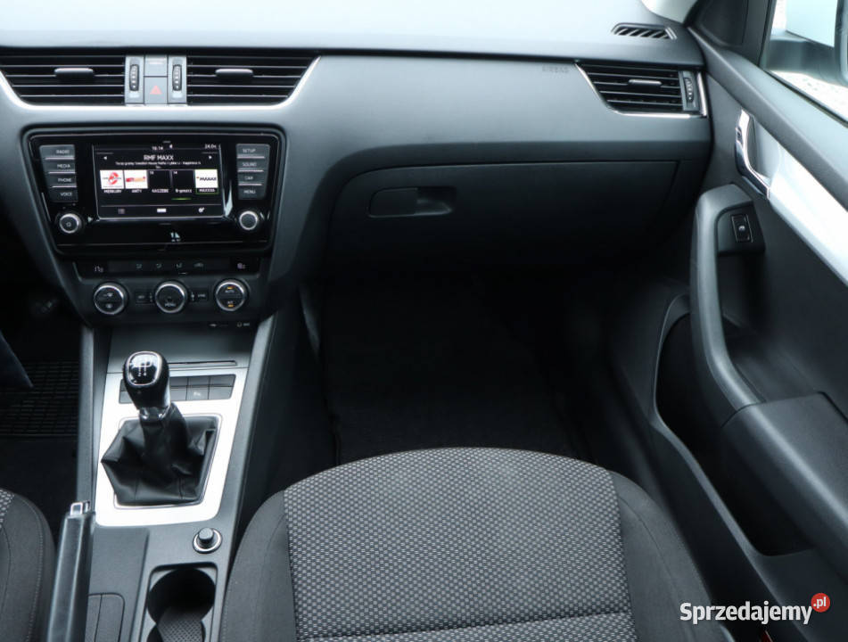 Skoda Octavia 16 TDI wspomaganie kierownicy Piaseczno sprzedam