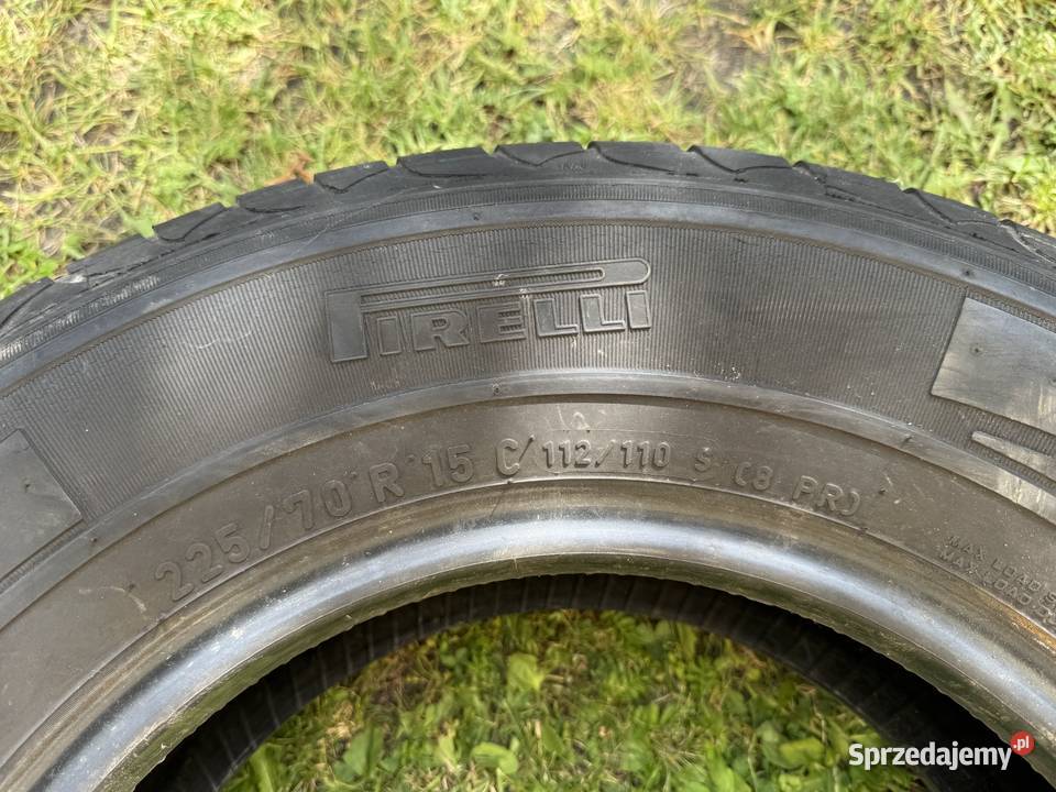 Opony 22570 R15C Pirelli Chrono 2 55mm Stąporków sprzedam