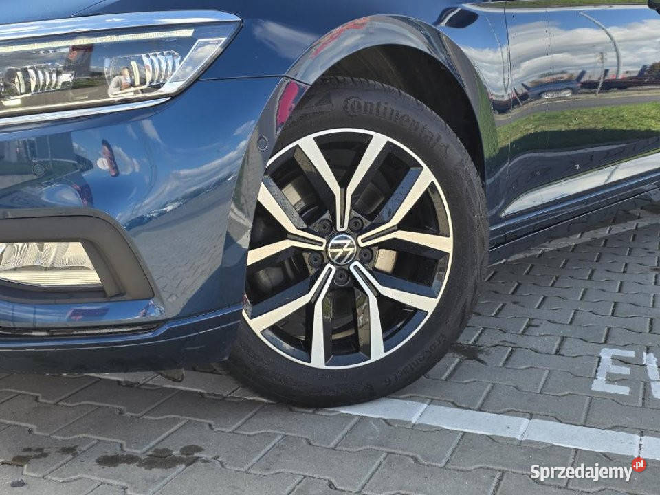 Volkswagen Passat 2023r niski przebieg 88353km Poznań