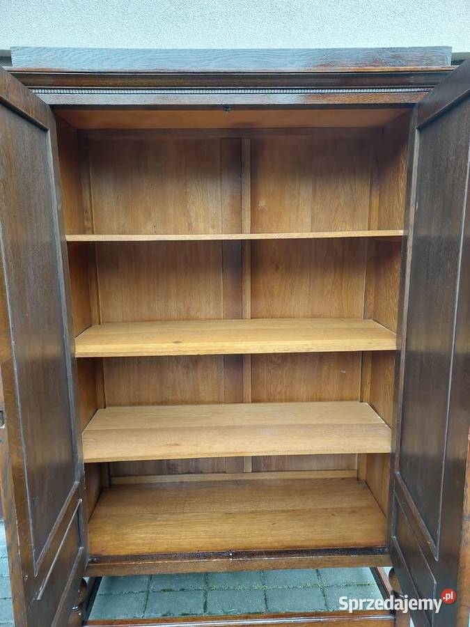 Stara eklektyczna szafa garderobiana
