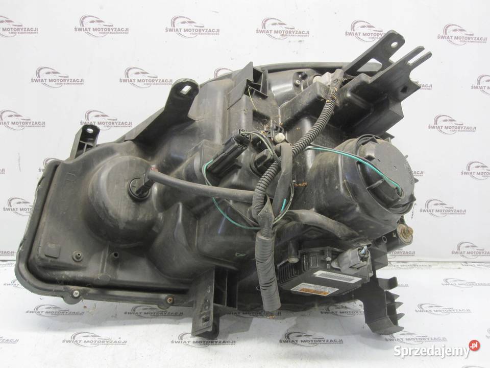 XTRAIL II T31 LIFT 10r lampa prawa przód HCR599