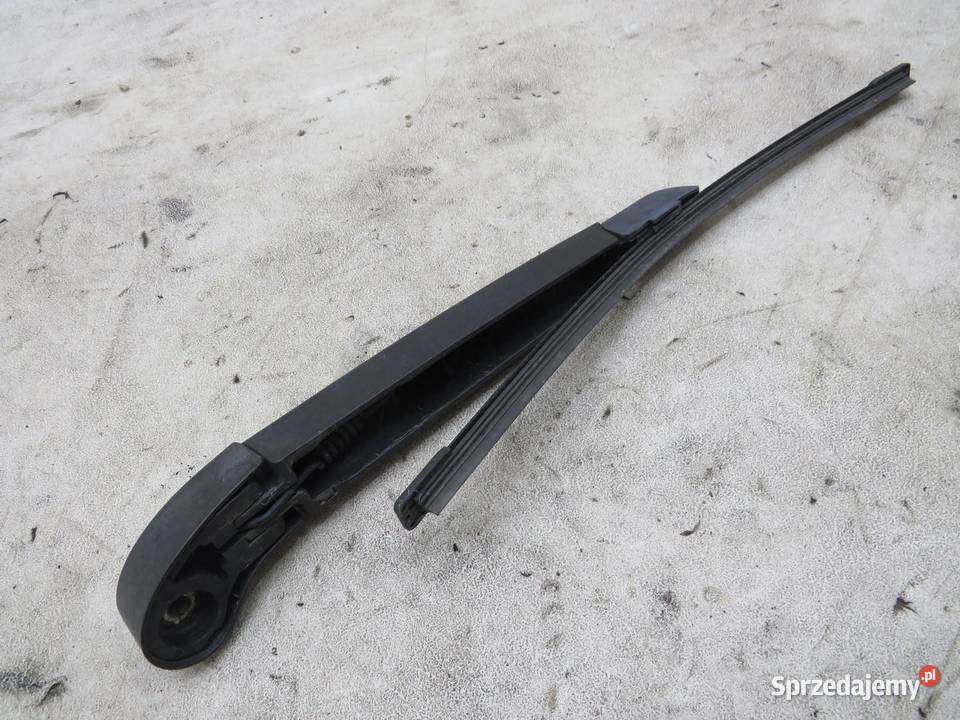 RAMIĘ WYCIERACZKI TYŁ HYUNDAI I30 II sprzedam