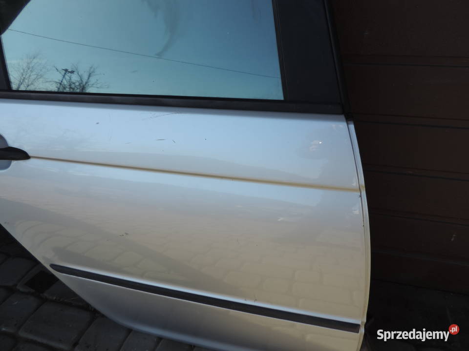 DRZWI PRAWY TYŁ BMW E46 FL KOMBI TTITAN SILBER małopolskie