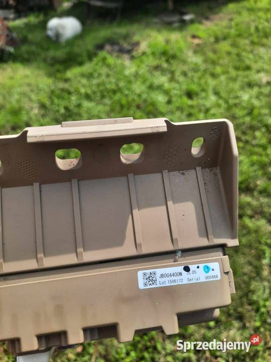 SKRZYNIA BEZPIECZNIKOW SUBARU OUTBACK osobowe podkarpackie Rzeszów