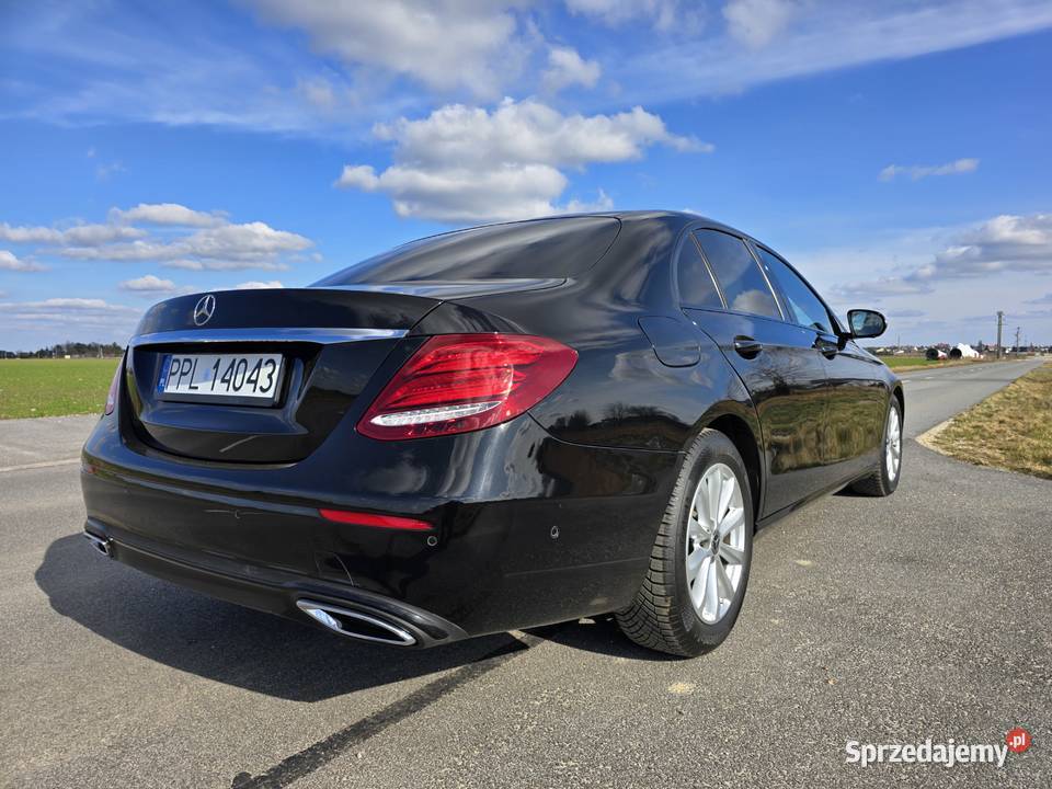 MercedesBenz Klasa E Świetny stan niski przebieg Pleszew