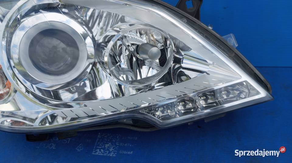 LAMPA PRAWY PRZÓD EU XENON LED MERCEDES VITO osobowe Nowy Tomyśl