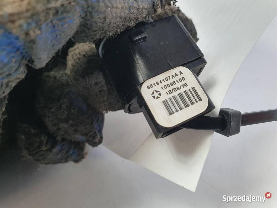 PRZYCISK DODGE DURANGO III 68164107AA Lipno
