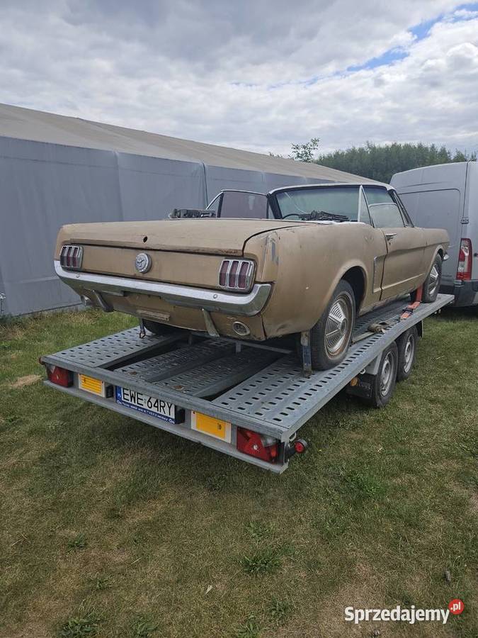 Ford Mustang V8 Cabriolet Krajanka