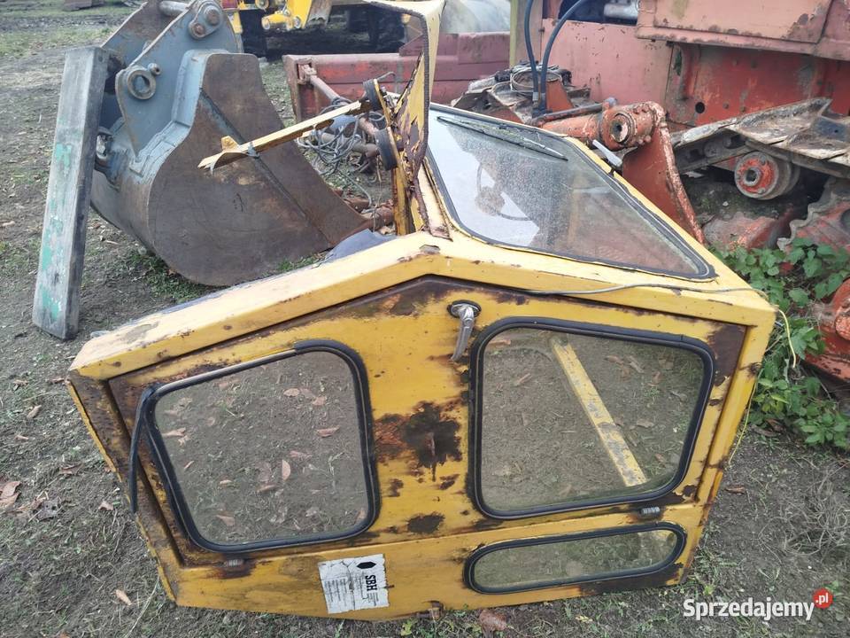 Spycharka gąsienicowa Massey Ferguson