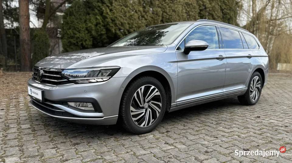 VW Passat kombi wynajem z wykupem w kwocie 2590 Warszawa
