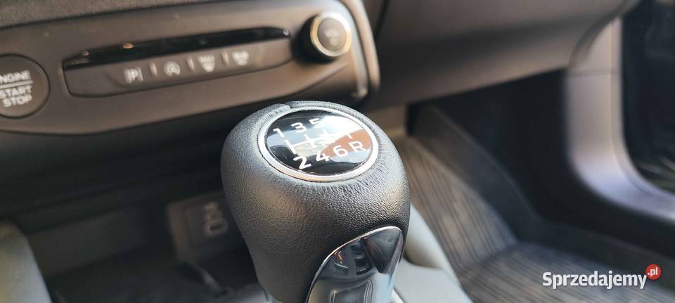 Ford Focus Kombi GARAŻOWANY Active X 10 EcoBoost radio wielkopolskie Poznań