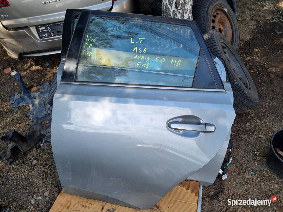 DRZWI LEWY TYŁ TYLNE 1G6 TOYOTA AURIS II E18 sprzedam