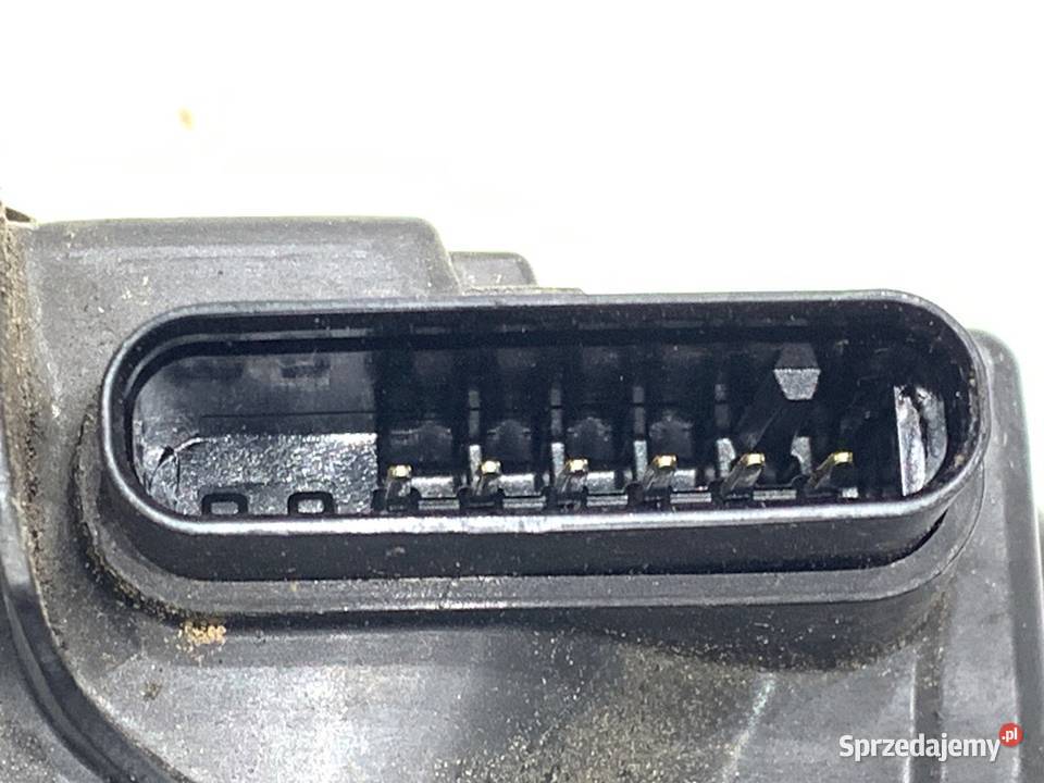 ZAMEK DRZWI LEWY TYŁ VOLVO V40 Hatchback