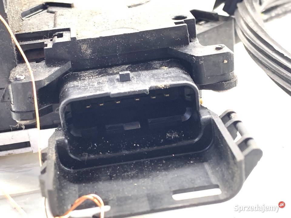 ZAMEK DRZWI PRAWY PRZÓD PEUGEOT 207 Hatchback