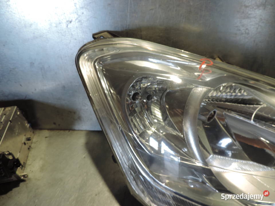 CITROEN BERLINGO II LAMPA PRAWY PRZÓD PRZEDNIA Rok produkcji 2009 Lampy przednie Nowy Sącz
