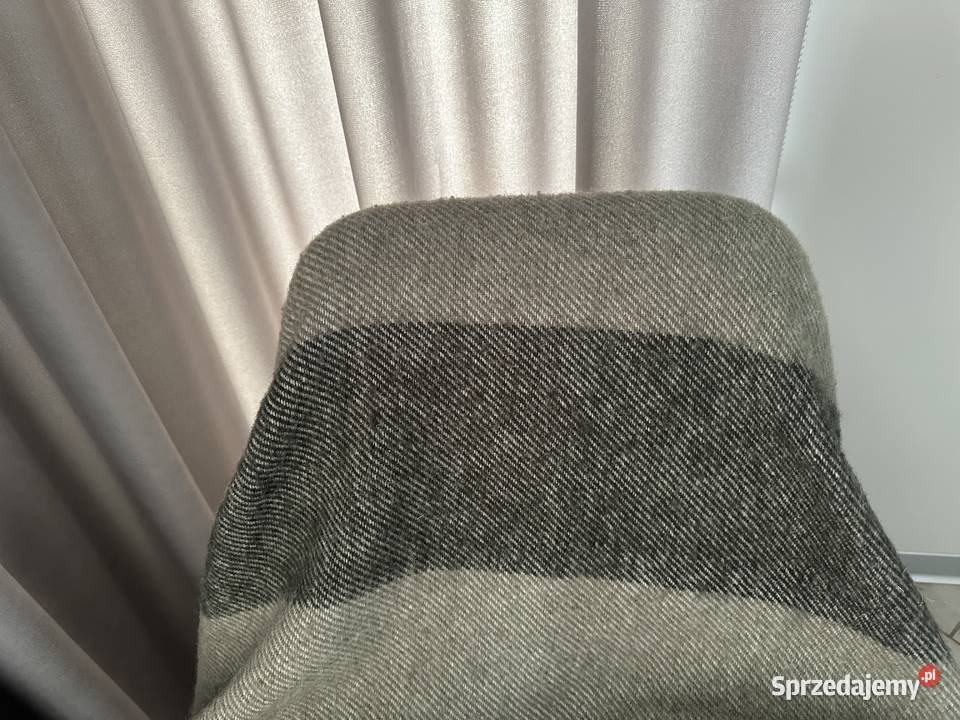 Koc pled motyw pasy 100 wełny 150x180 Pościel i koce