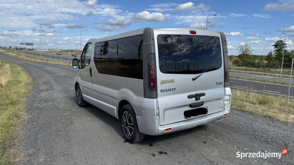 renault trafic 2004r 19 dci 9 osobowy diesel Trafic Szczecin