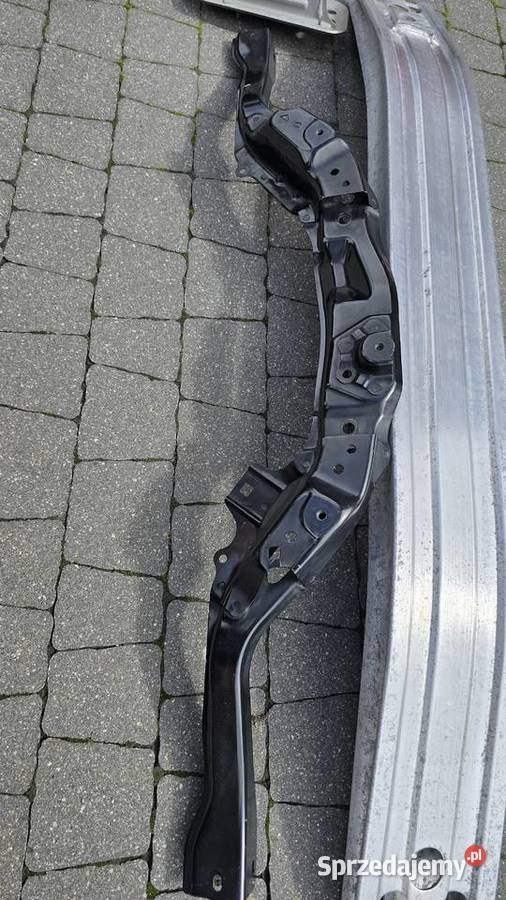 Belka zderzaka przód wzmocnienie strefa toyota Łask