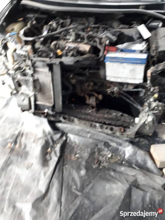 TOYOTA AURIS NA CZESCI czarny Kęty sprzedam