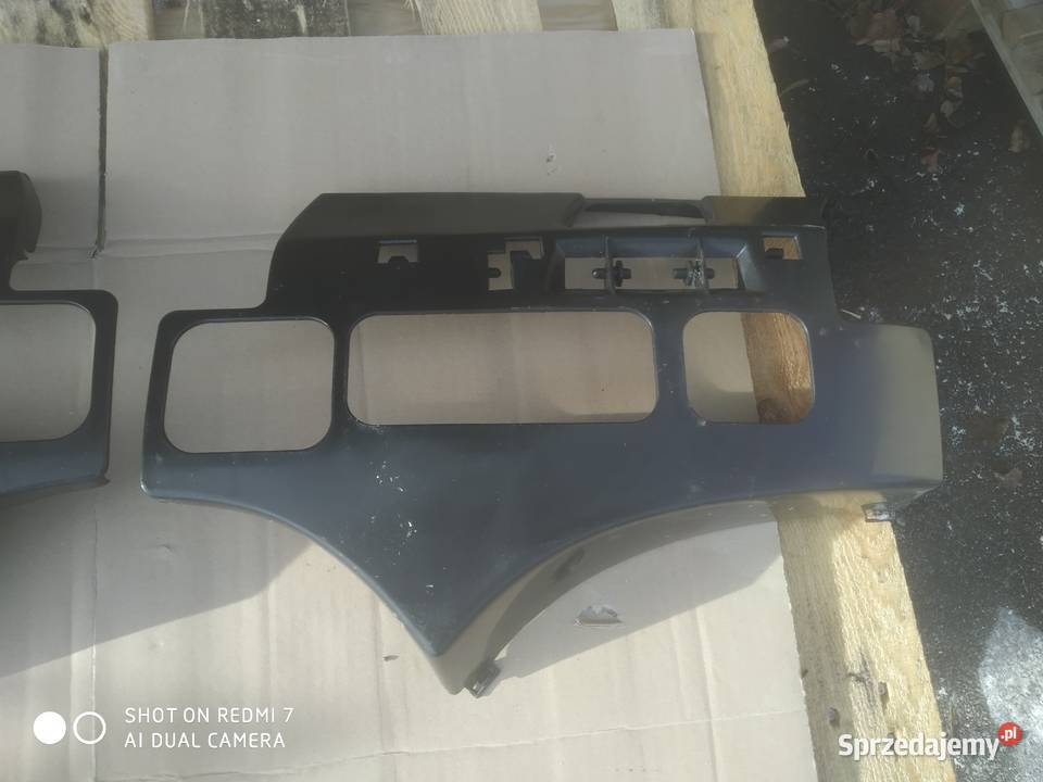 Ślizgkieszeń klapki spryskiwacza BMW E60 E61 Tarnów