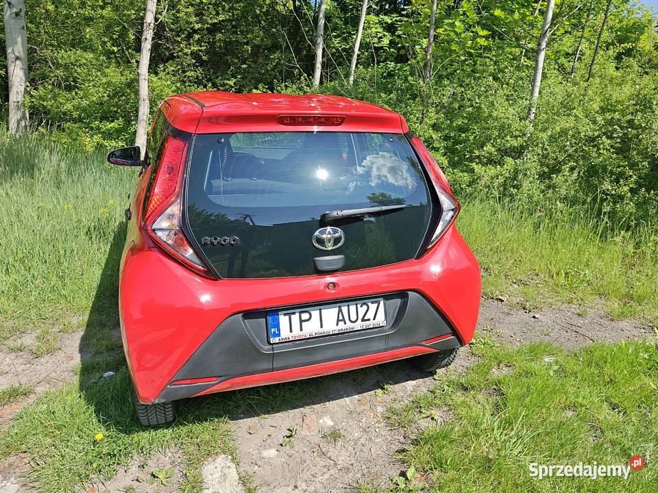 Toyota Aygo salon polska przejechane 10 089 72KM Pińczów sprzedam