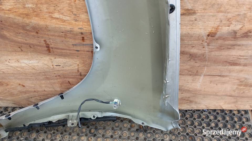 TOYOTA RAV4 II BŁOTNIK PRZÓD PRAWY 1C0 wielkopolskie Zbierkowo