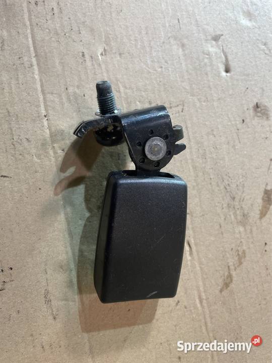 Zapinka pasa tył 13225292 opel corsa d 3d