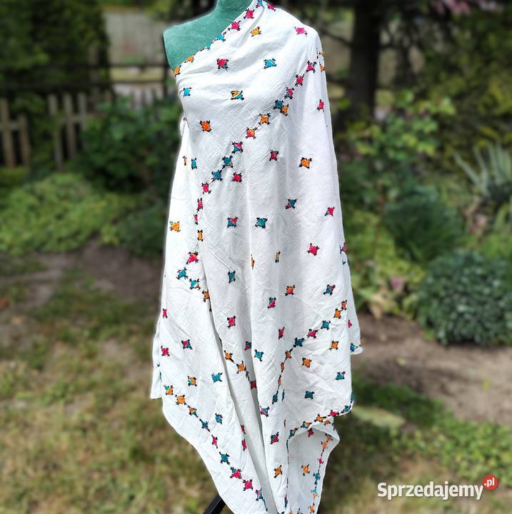 Duża chusta szal dupatta haftowana biała bawełna zachodniopomorskie Szczecin