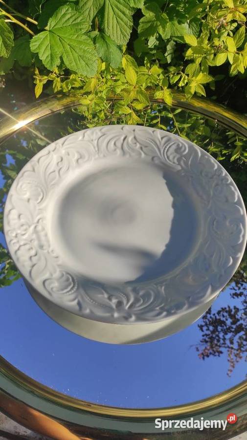 Patera Bogucice z reliefowanym brzegiem 32 Porcelana i szkło Pabianice sprzedam