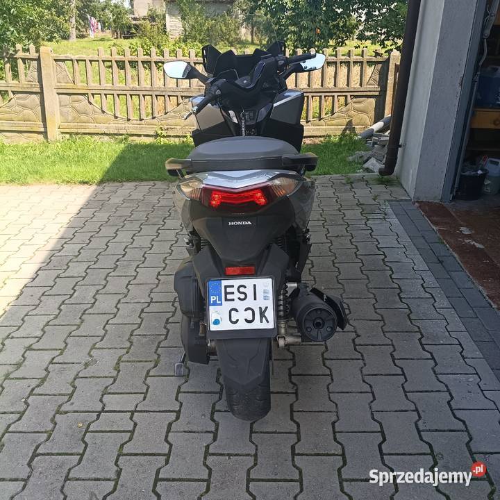Honda FORZA 125 2017 18 przebiegu Rok produkcji 2017 Błaszki