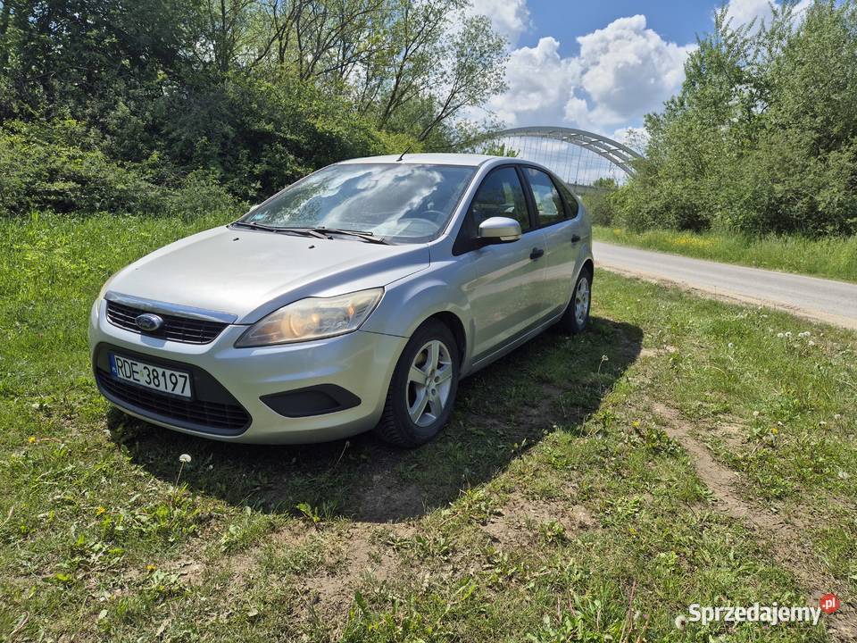 Ford Focus 16 benzyna salon Polska sprzedam
