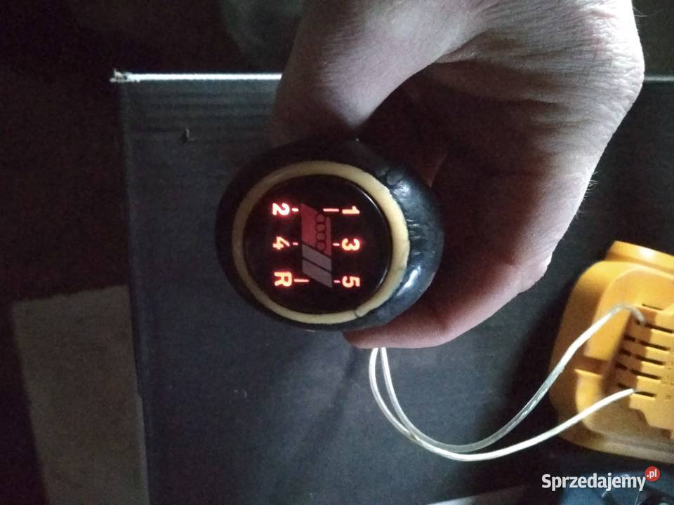 Podświetlana gałka zmiany biegów audi sport Jarosław