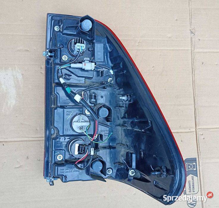 Toyota Hilux VIII Lift Led lampa tylna lewa wielkopolskie Przeźmierowo sprzedam