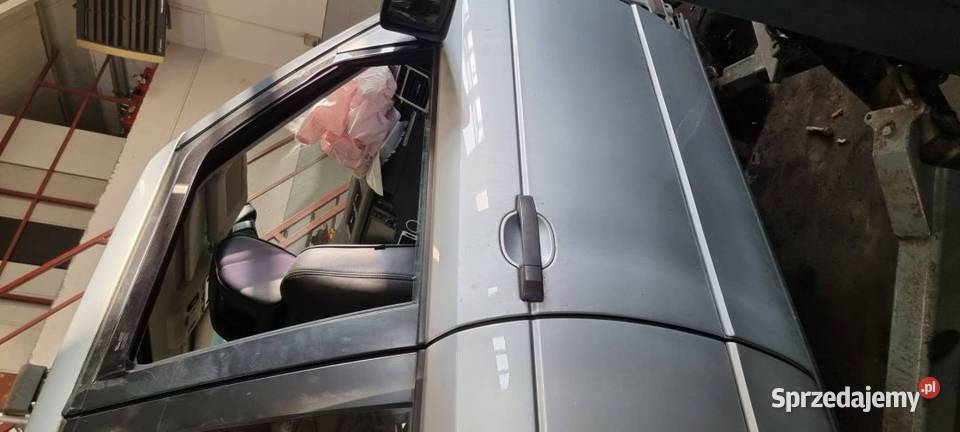 DRZWI PRAWE PRZÓD LAND ROVER RANGE ROVER VOGUE osobowe Lipno