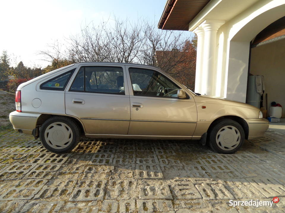 Daewoo nexia 16v