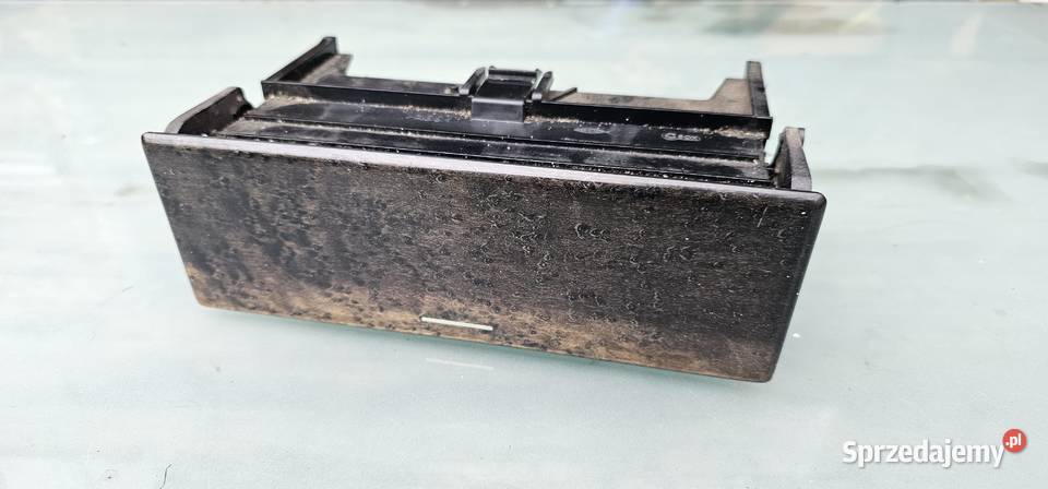 Schowek pod radio merceded w210 avantgarde Zbąszyń