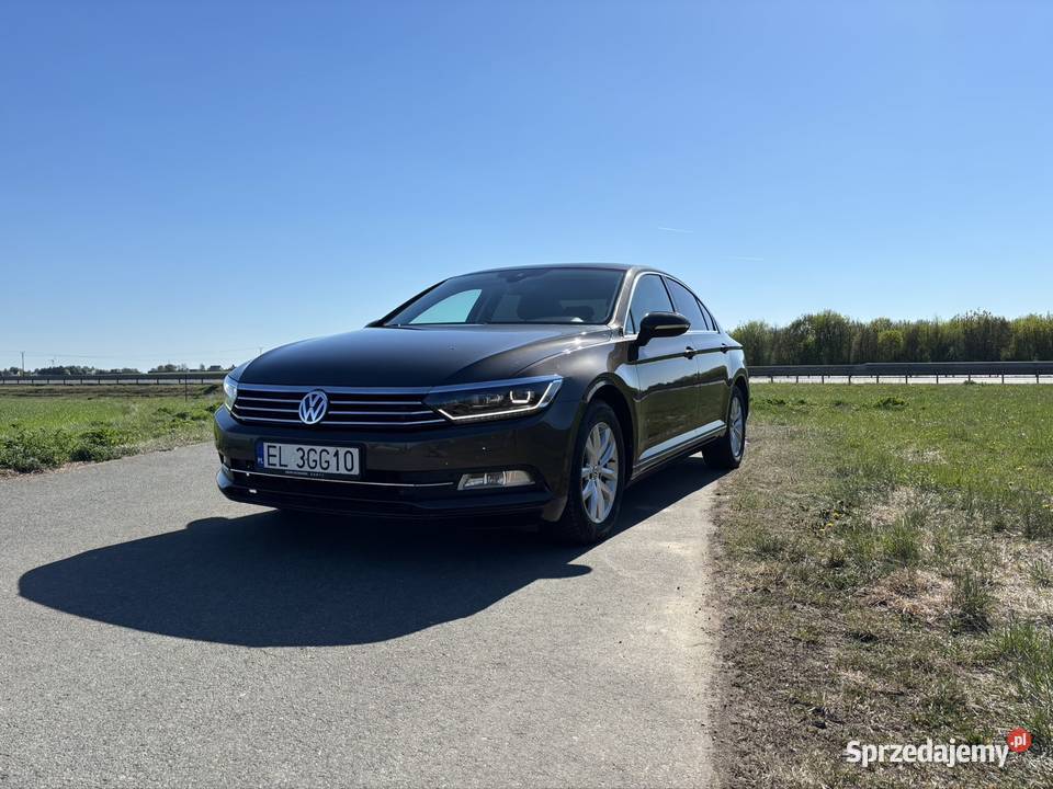 Volkswagen Passat B8 2017 20 TDI Sedan brązowy Passat Inowrocław