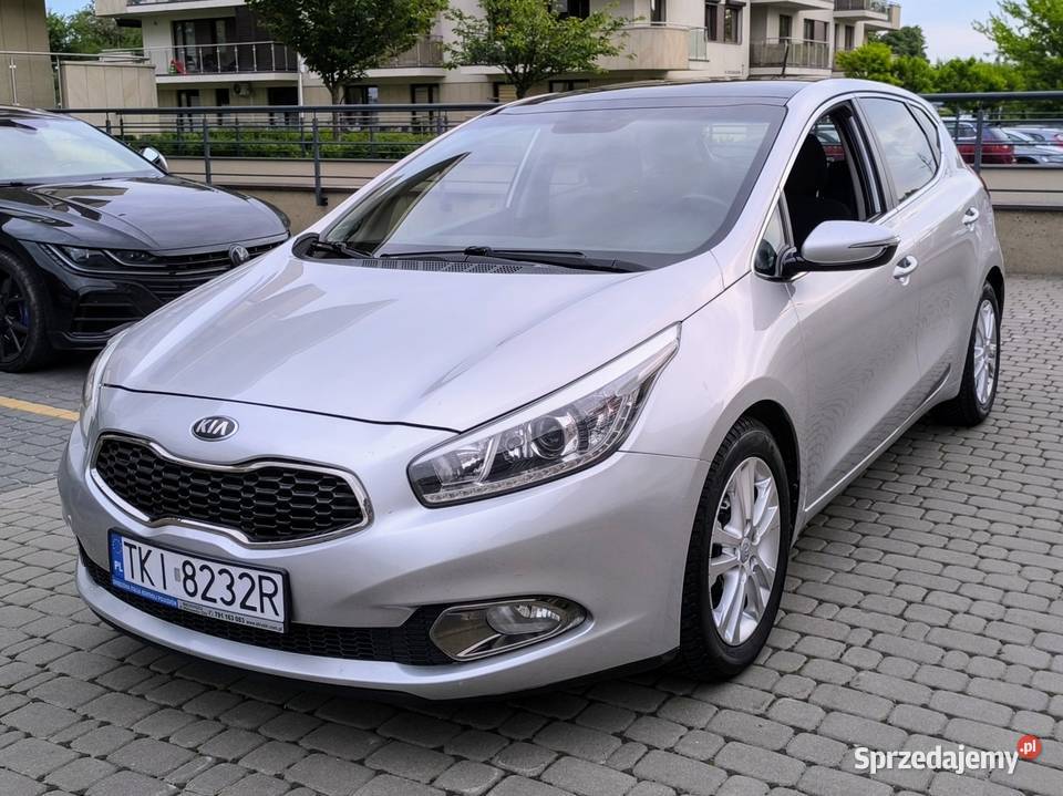 Ceed II 16 CRDI 128 Panorama Bogate wyposażenie serwisowany w ASO Lublin
