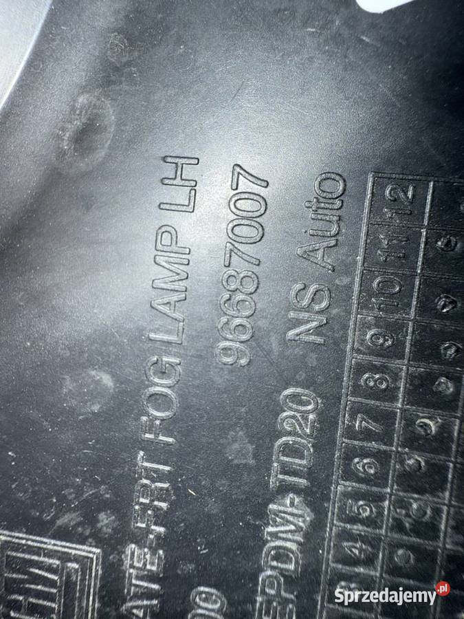 Obudowa osłona halogenu Chevrolett spark M300 Kolbuszowa Dolna