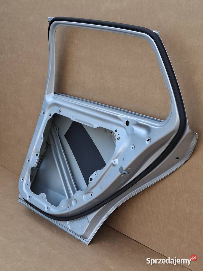 MERCEDES CKLASA W206 KOMBI DRZWI PRAWY TYŁ PRAWE Drzwi