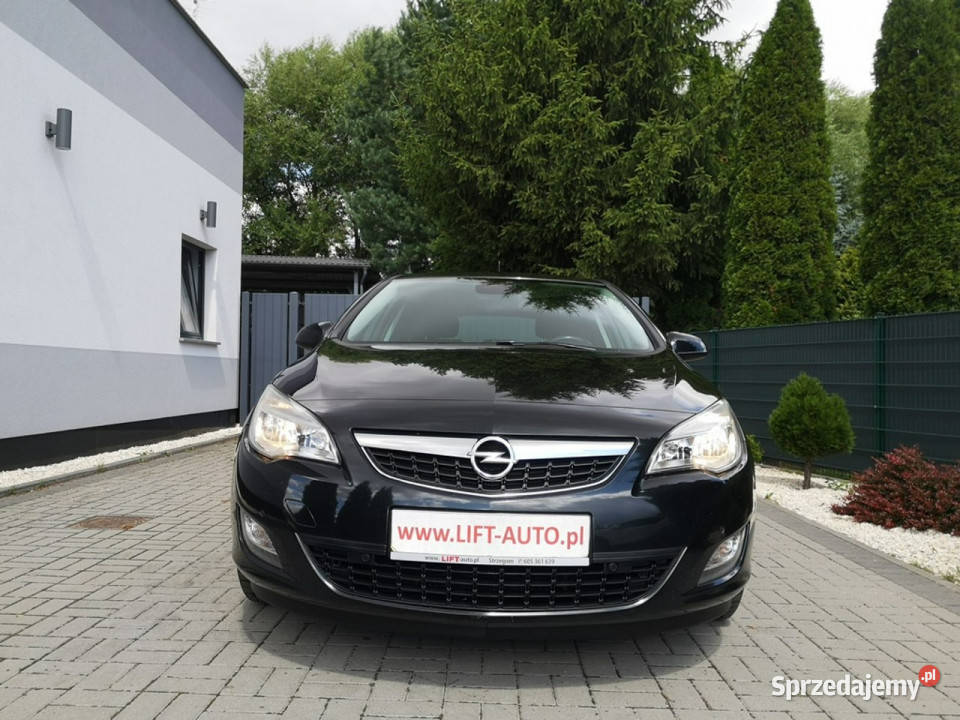 Opel Astra 14 16v 140 Klima Tempomat Sensory kurtyny powietrzne Strzegom