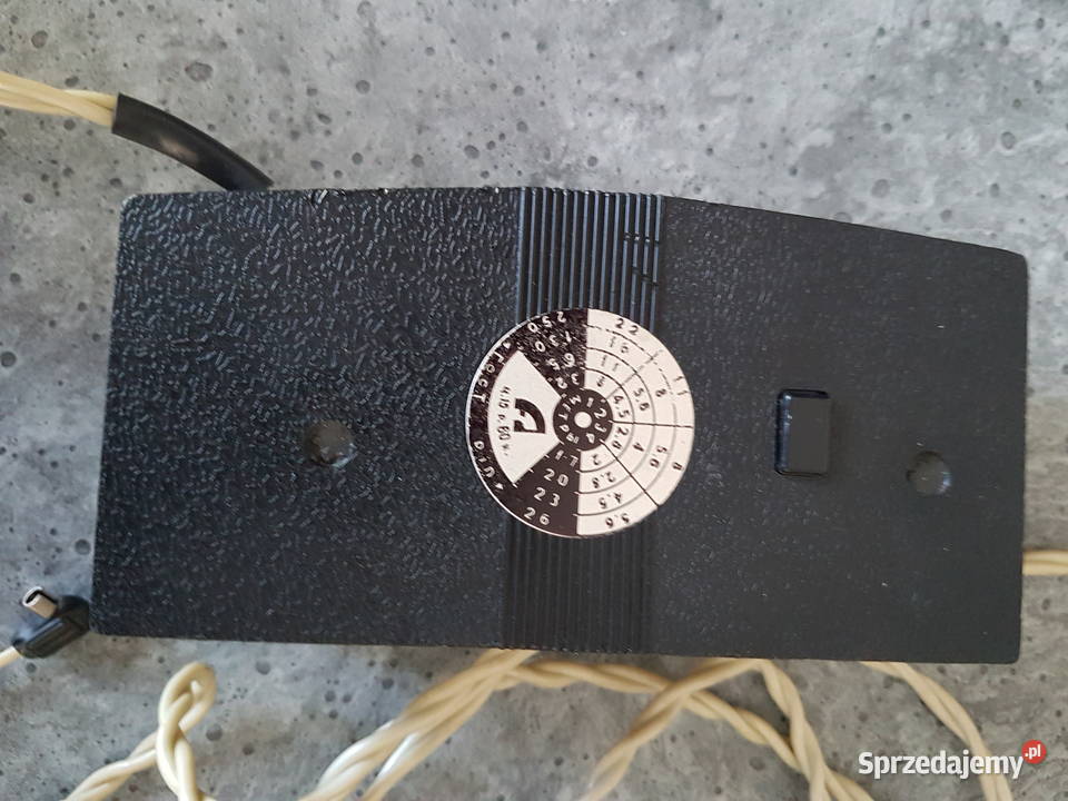 APARAT ZENIT E FUTERAL LAMPA BLYSKOWA KOMPLET Turek