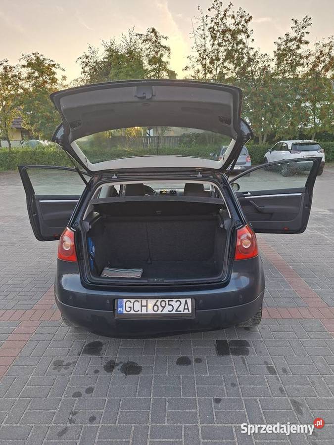 Sprzedam Volkswagen Golf 5 tempomat sprzedam