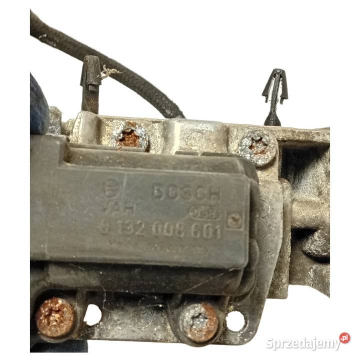 Korpus przepustnicy monowtrysk Audi 80 B4 VW