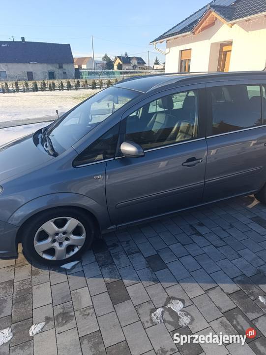 Sprzedam opel Zafira 19 cdti nieuszkodzony opolskie Prudnik