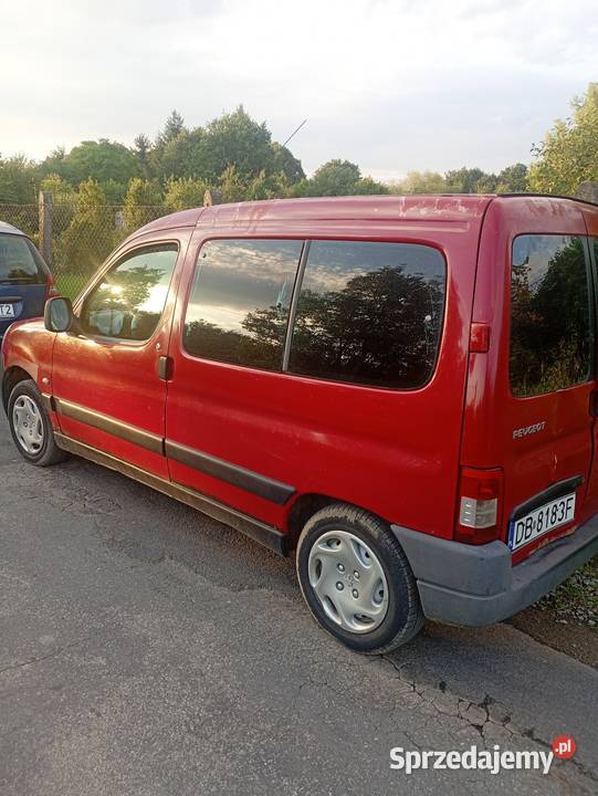 Sprzedam samochód osobowy 352km Kamieniec Ząbkowicki sprzedam