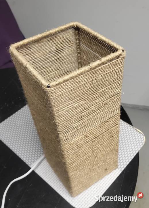 Ręcznie robiona lampa z juty naturalne światło Zakliczyn